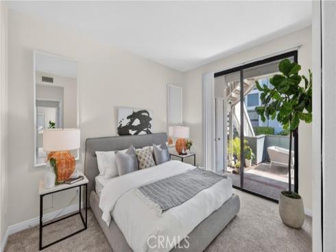 30  Remington  , Irvine, CA