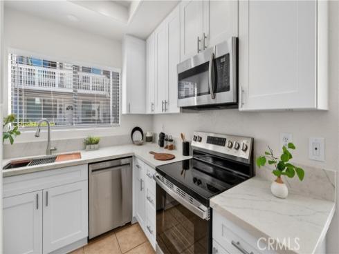 30  Remington  , Irvine, CA