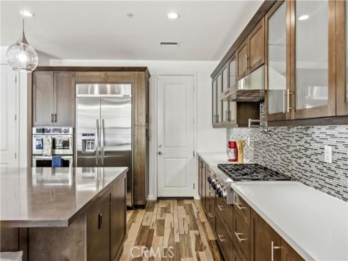 219  Compass  , Irvine, CA