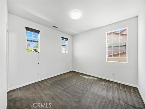 219  Compass  , Irvine, CA