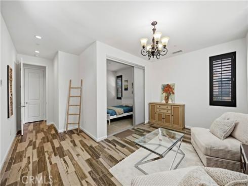 219  Compass  , Irvine, CA