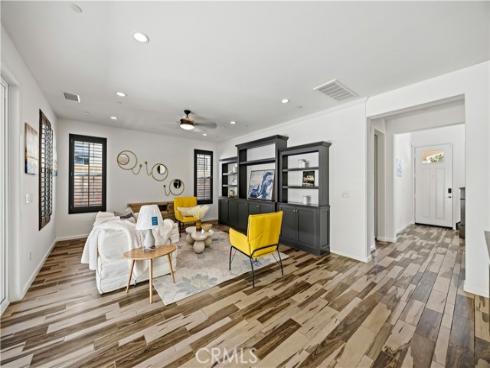 219  Compass  , Irvine, CA