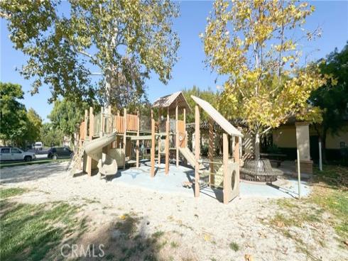 24  Maycrest  , Irvine, CA