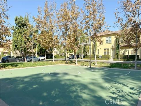 24  Maycrest  , Irvine, CA