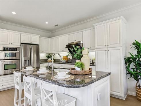 37  Donovan  , Irvine, CA