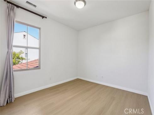 37  Donovan  , Irvine, CA