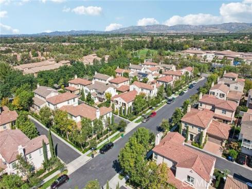 37  Donovan  , Irvine, CA