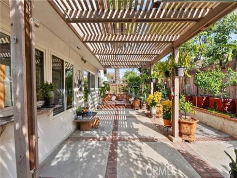 14272  Saarinen   Court, Irvine, CA