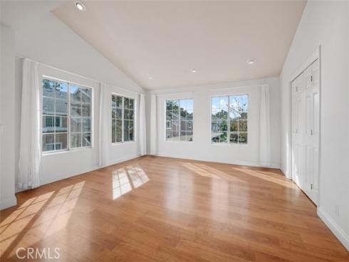 111  Greenfield  , Irvine, CA