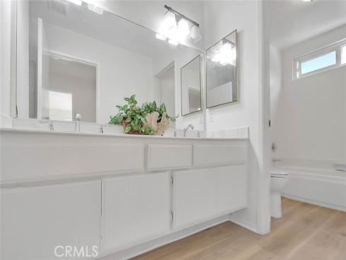 4  Carson  , Irvine, CA