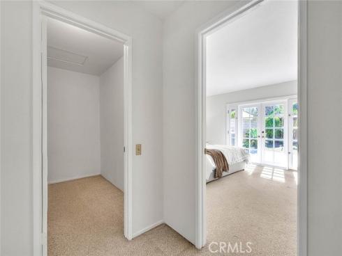 4  Carson  , Irvine, CA