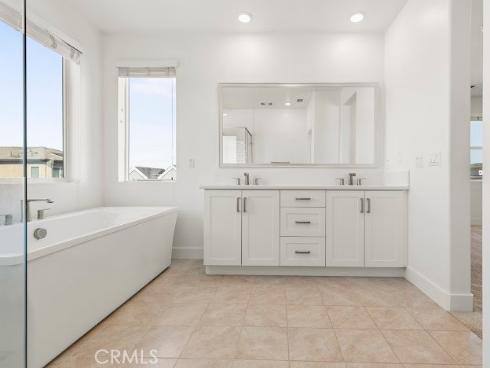 144  sash  , Irvine, CA