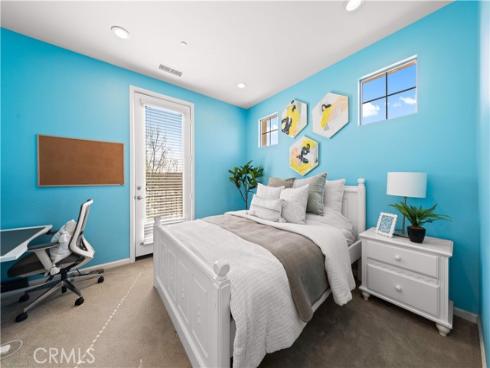 109  Bumblebee  , Irvine, CA