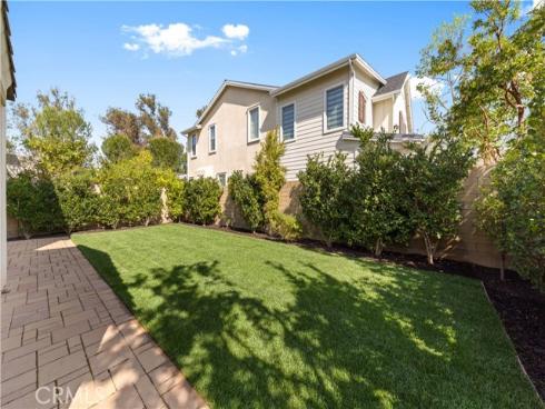 109  Bumblebee  , Irvine, CA