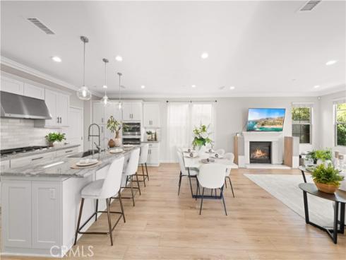 109  Bumblebee  , Irvine, CA