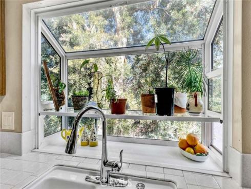 429  Deerfield  , Irvine, CA