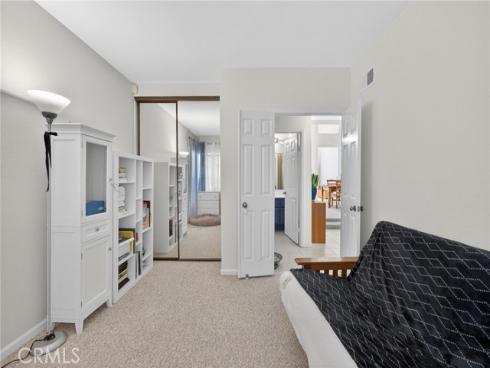 10  Pinewood  , Irvine, CA