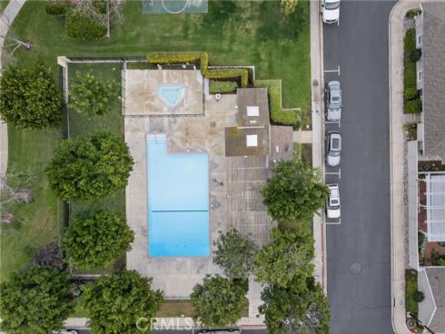 10  Pinewood  , Irvine, CA