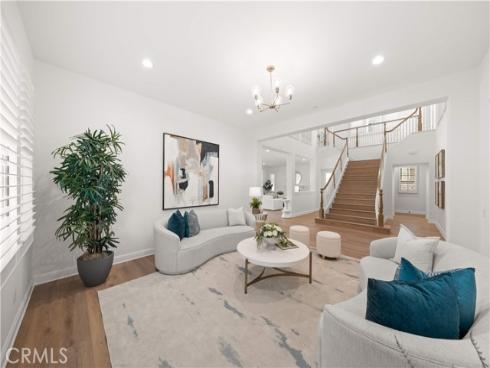 221  Clear Fls  , Irvine, CA