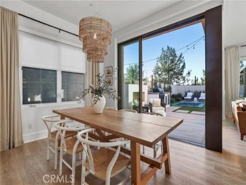 103  Vigna  , Irvine, CA