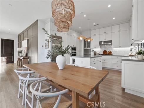 103  Vigna  , Irvine, CA