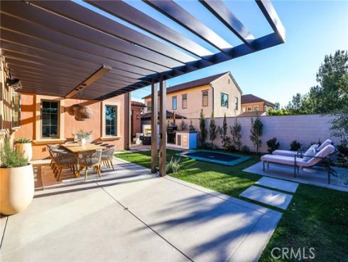 103  Vigna  , Irvine, CA