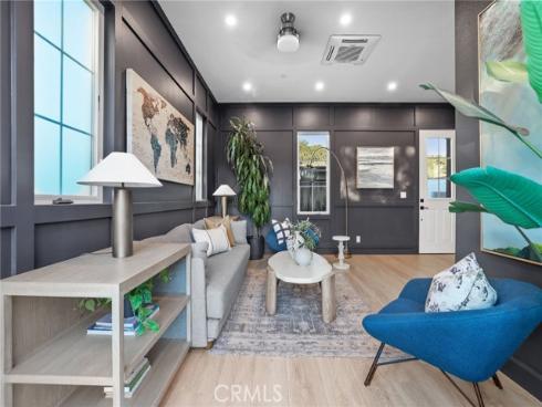 103  Vigna  , Irvine, CA