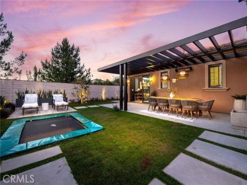 103  Vigna  , Irvine, CA