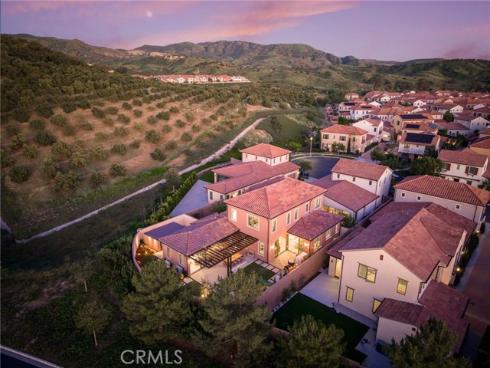 103  Vigna  , Irvine, CA