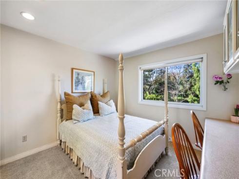 23  Rainbow Falls  , Irvine, CA