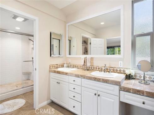 23  Rainbow Falls  , Irvine, CA