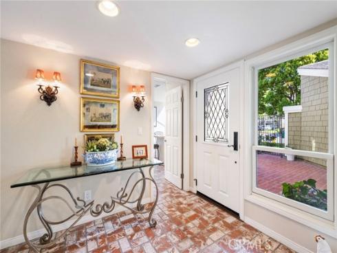 23  Rainbow Falls  , Irvine, CA