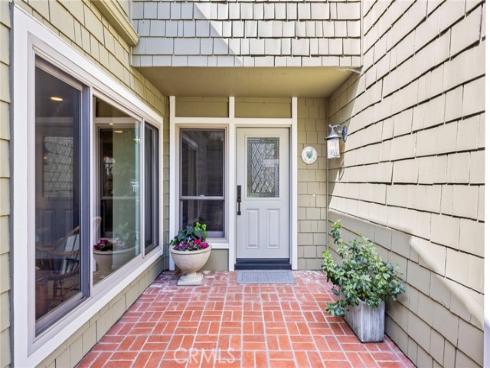 23  Rainbow Falls  , Irvine, CA