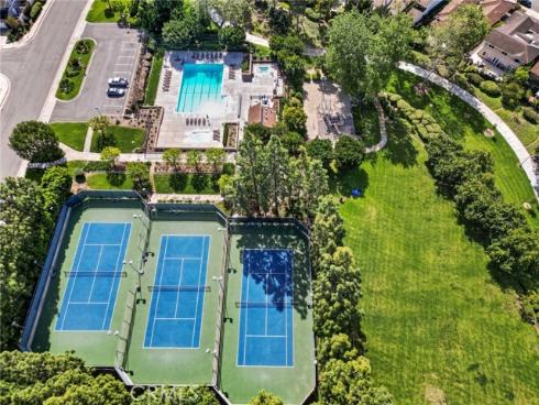 23  Rainbow Falls  , Irvine, CA