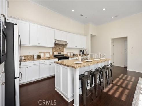 86  Mayfair  , Irvine, CA