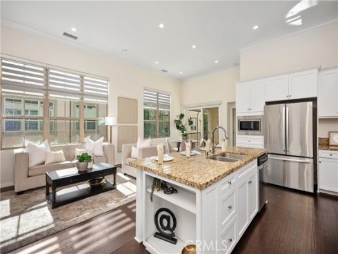 86  Mayfair  , Irvine, CA