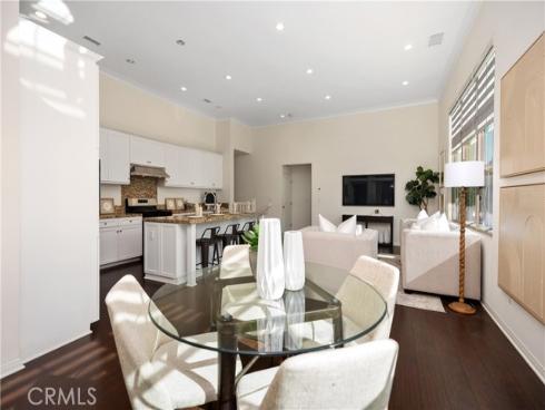 86  Mayfair  , Irvine, CA