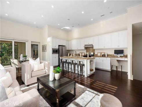 86  Mayfair  , Irvine, CA