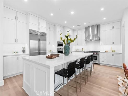 118  Sunnybank  , Irvine, CA