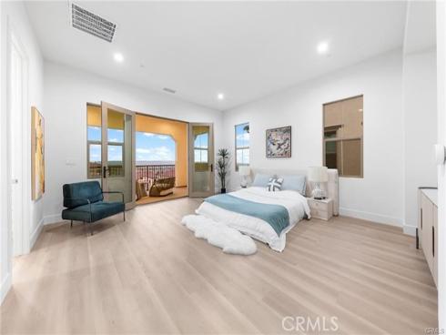 118  Sunnybank  , Irvine, CA