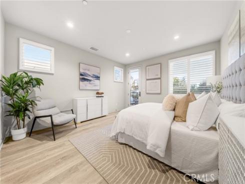 715  Beacon  , Irvine, CA