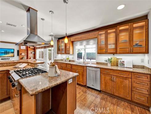 25  Bennington  , Irvine, CA