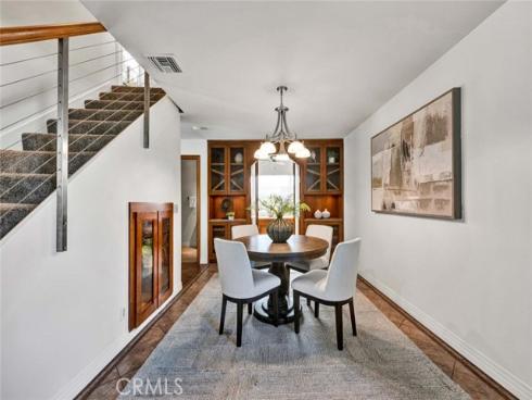 25  Bennington  , Irvine, CA