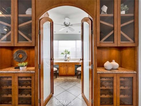 25  Bennington  , Irvine, CA