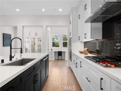 271  Merit  , Irvine, CA