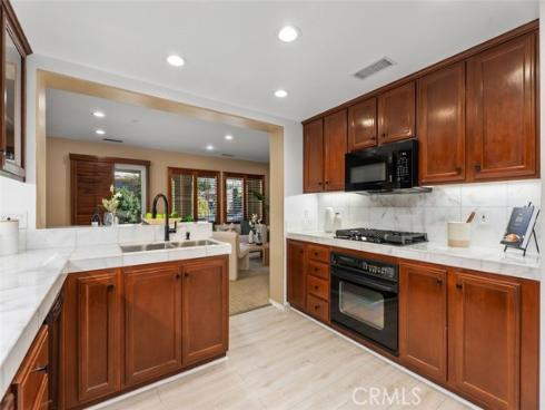 195  Lockford  , Irvine, CA