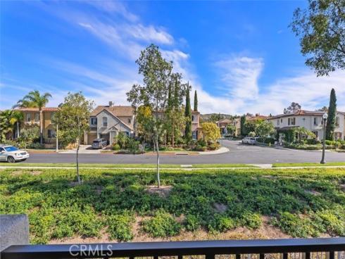 195  Lockford  , Irvine, CA