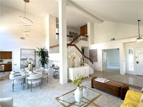 18  Decente  , Irvine, CA