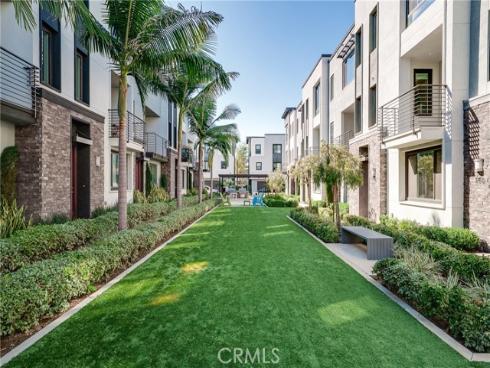 152  Schick  , Irvine, CA