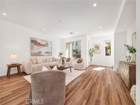 152  Schick  , Irvine, CA